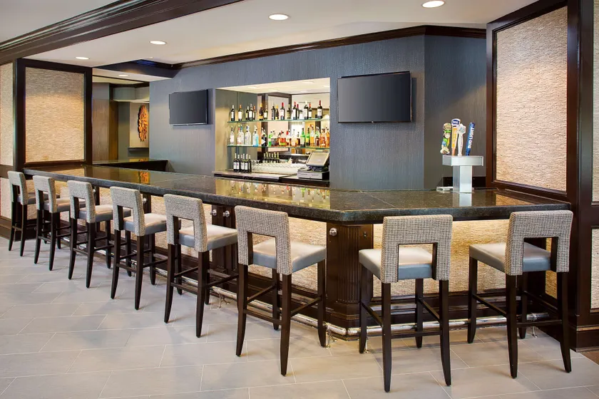 DoubleTree Hotel Baltimore - BWI Airport - Image 1