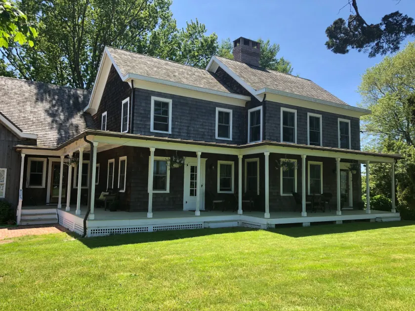 The Farmhouse Bed and Breakfast - Image 1