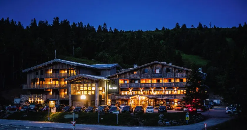 Chalet Hôtel & Spa Le Collet - Image 1