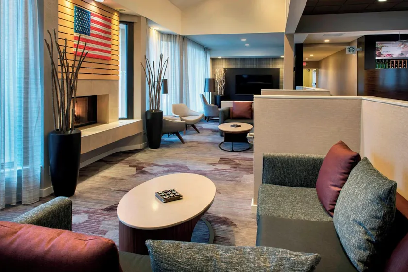 Courtyard by Marriott Chicago Waukegan / Gurnee - Image 1