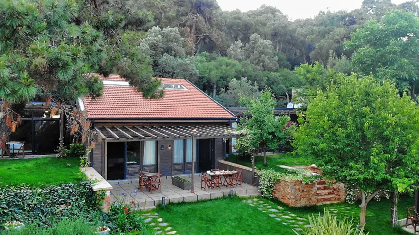 Triada Hotel Buyukada - Image 1