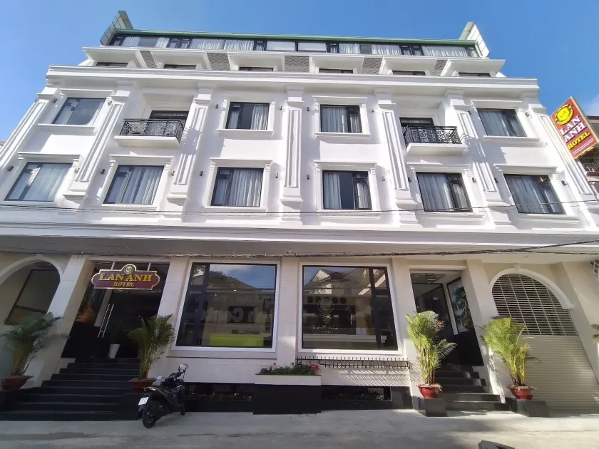 Lan Anh Hotel - Image 1