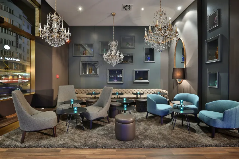 Motel One Prague-Florentinum - Image 1