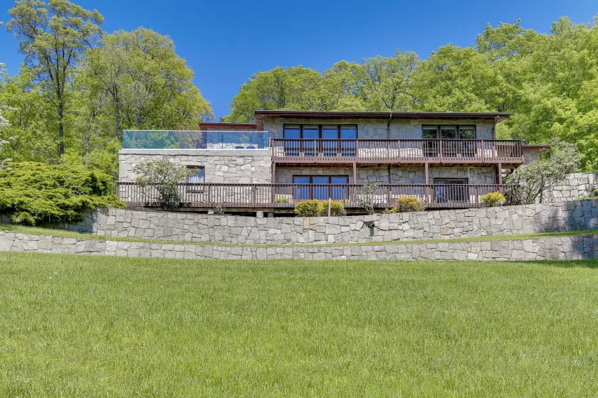 East Fishkill Escape, Close to Red Wing Park! - Image 1