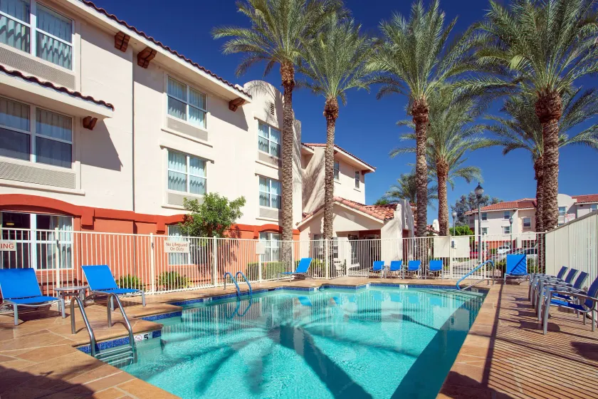 Sonesta Simply Suites Phoenix Scottsdale - Image 1