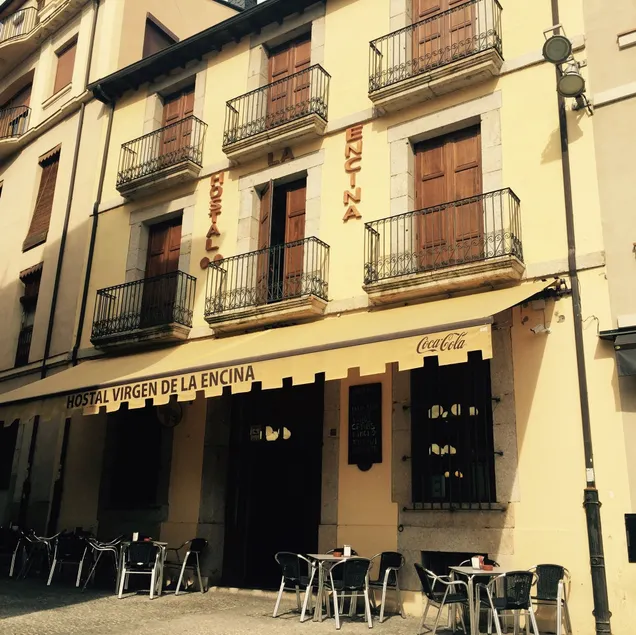 Hostal Virgen de la Encina - Image 1