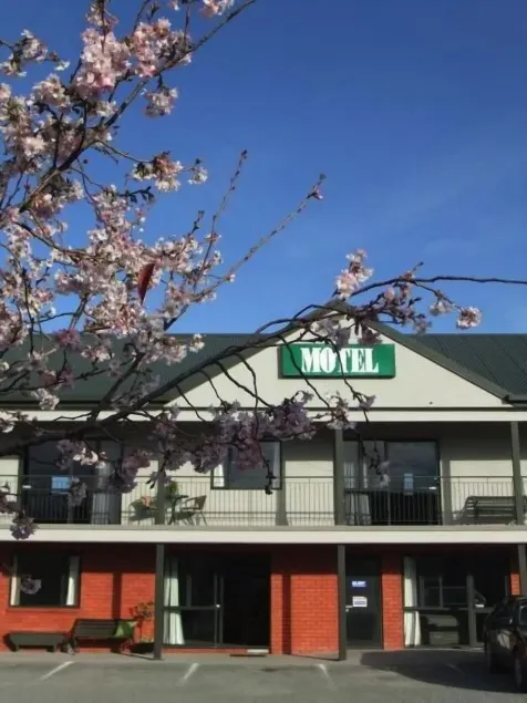 Darfield Motel - Image 1