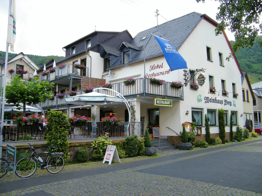 Weinhaus Berg - Image 1