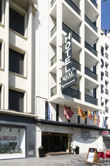 Hotel Real - Image 1