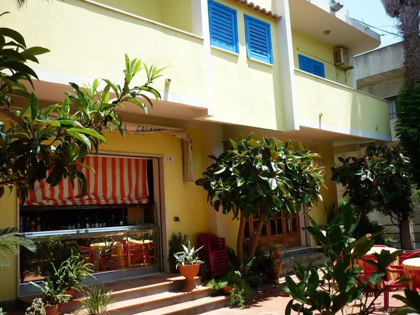 Hotel Alexander - Image 1