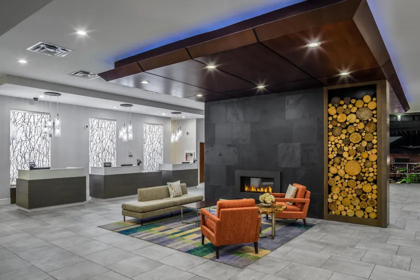 DoubleTree by Hilton Rochester - Image 1