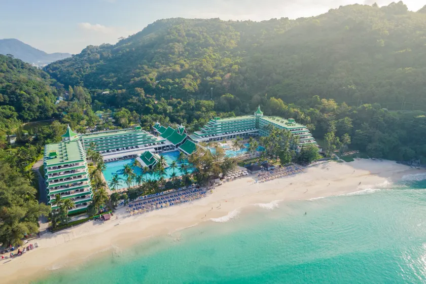 Le Meridien Phuket Beach Resort - Image 1