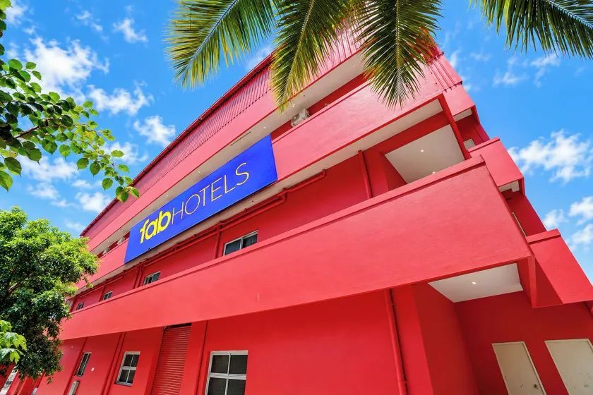FabHotel Senthur Murugaan Residency - Image 1