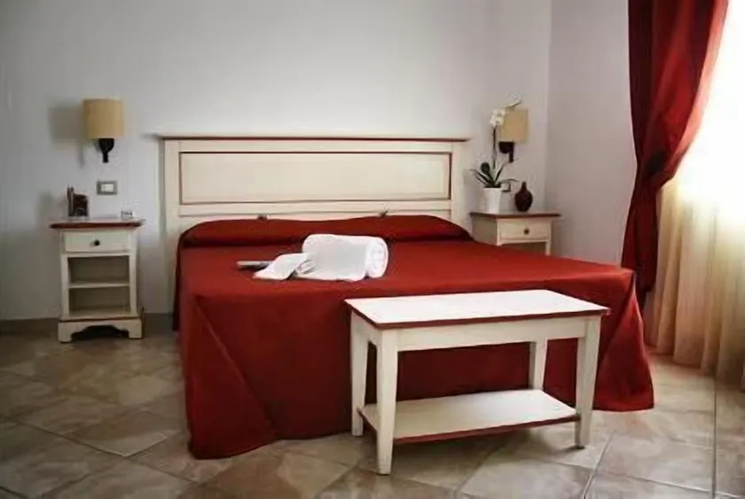 Alla Corte Del Picchio Room & Breakfast - Image 1