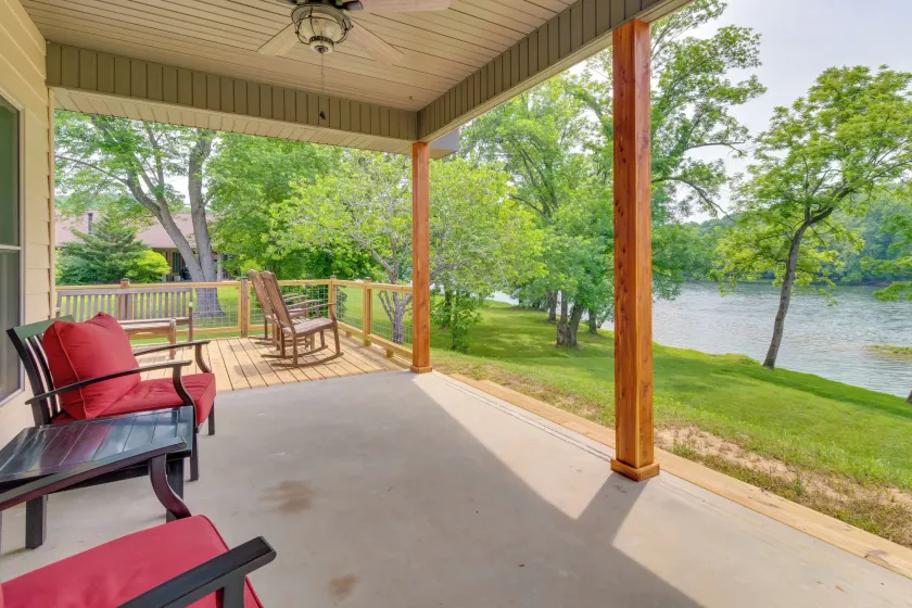 Waterfront Getaway w/ Patio on the White River! - Image 1