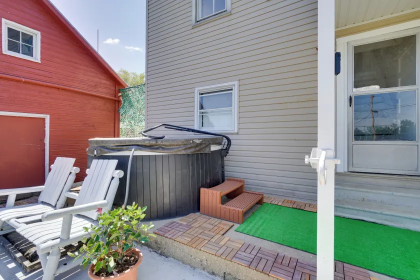 Family Farmside Getaway w/ Hot Tub in Fairplay! - Image 1