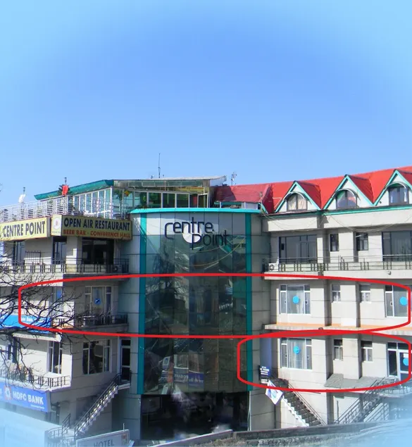 Hotel Centre Point - Image 1