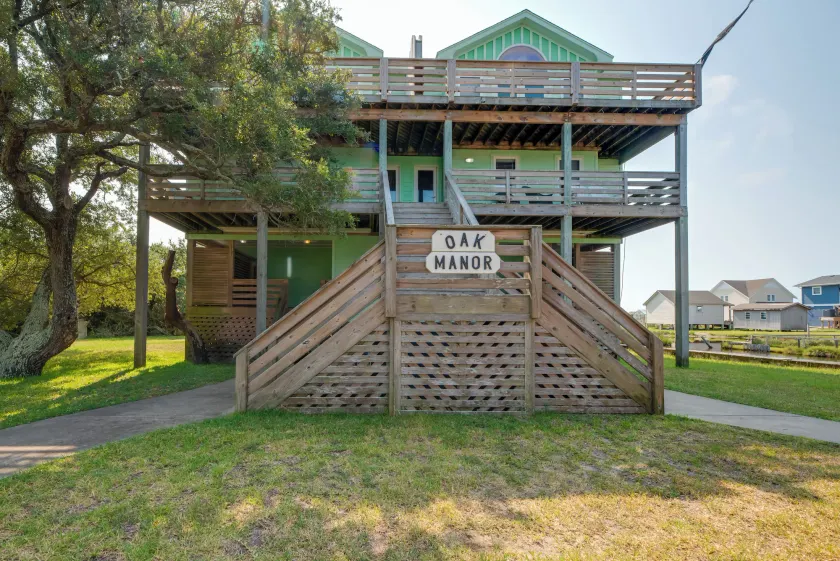 Quiet Hatteras Duplex with Decks ~ 1 Mile to Beach - Image 1
