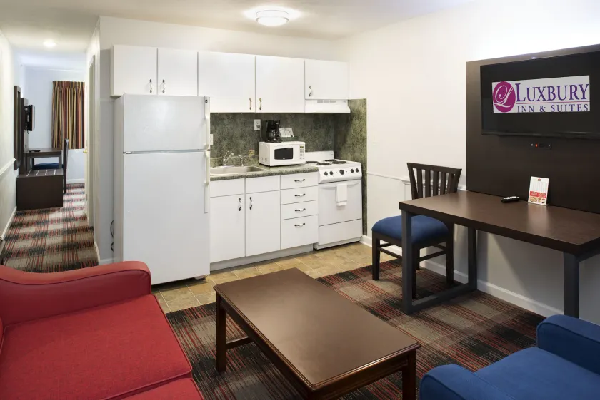 Luxbury Inn & Suites - Image 1