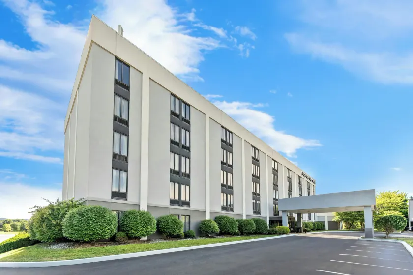 Allentown Park Hotel by The Red Collection - Image 1