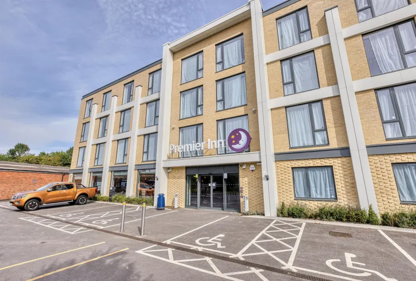 Premier Inn Bury St Edmunds North - A14 - Image 1