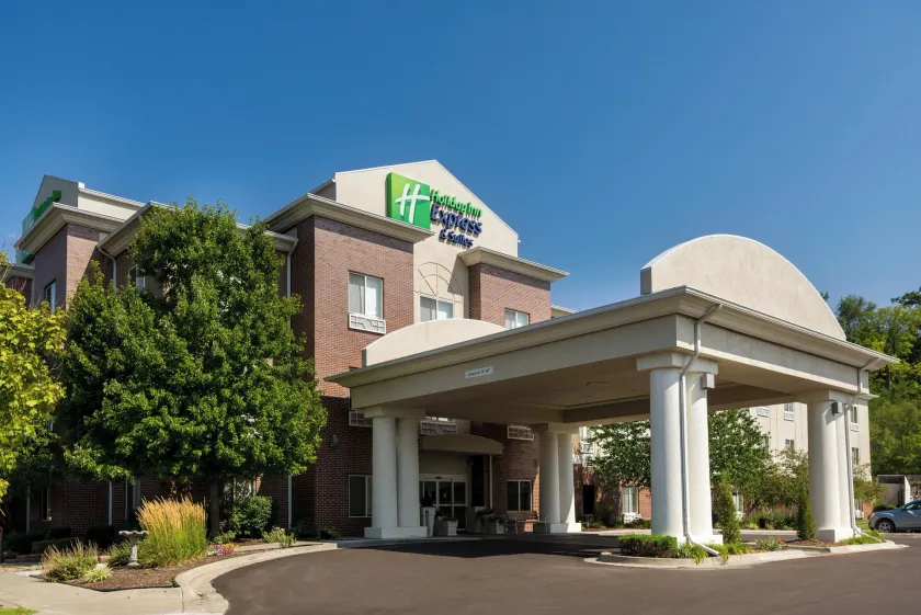 Holiday Inn Express Independence - Kansas City by IHG - Image 1