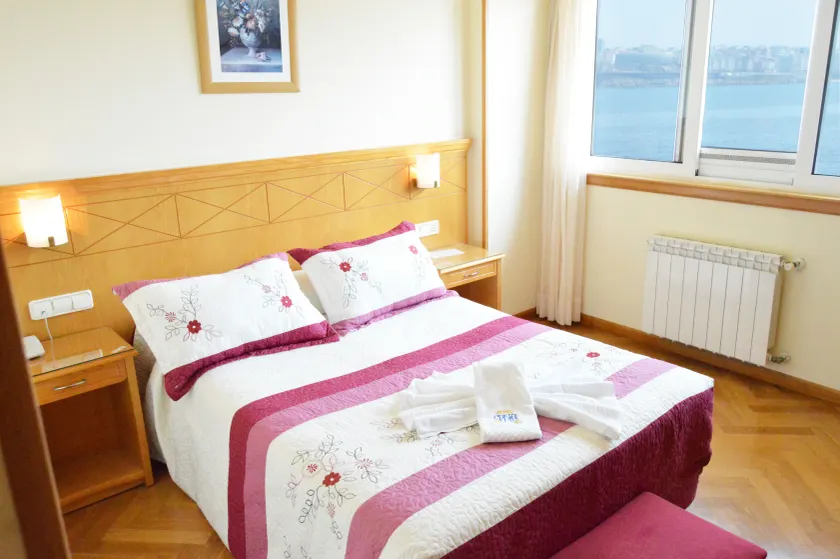 Hotel Cristal 2 - Image 1