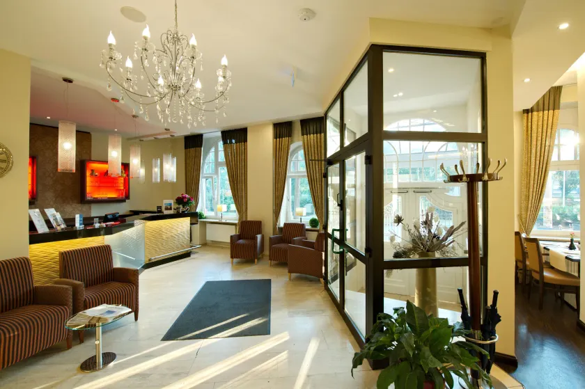 Best Western Hotel Kaiserhof - Lobby