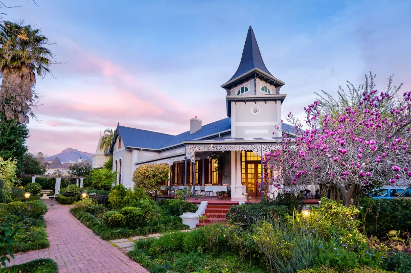 Bonne Esperance Boutique Guest House - Image 1