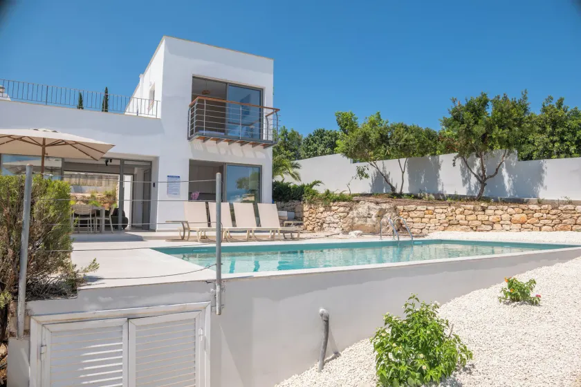Esprit Villa 21 - Image 1