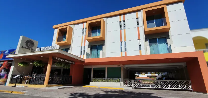 Hotel Azteca Inn - Image 1