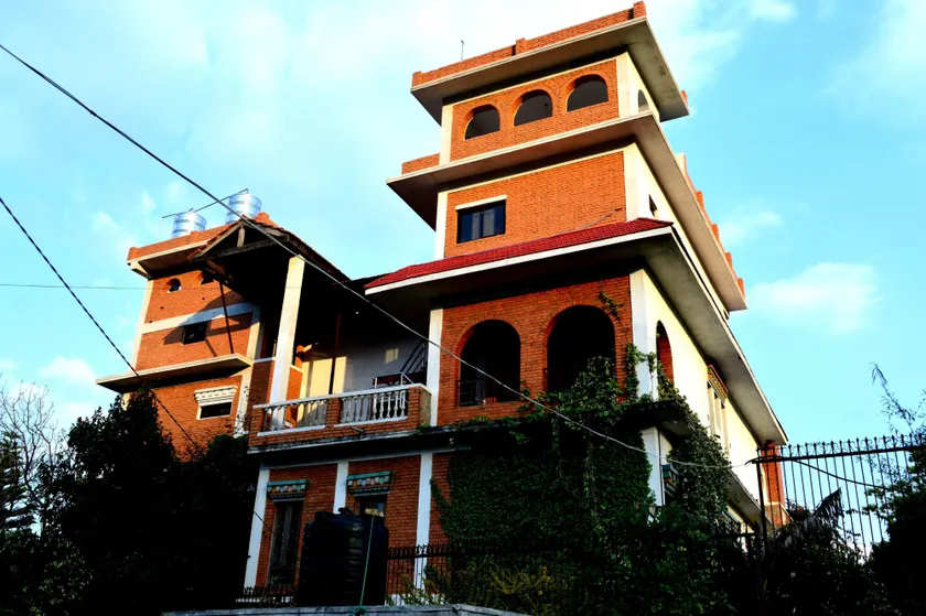 Hotel Swiss - Image 1