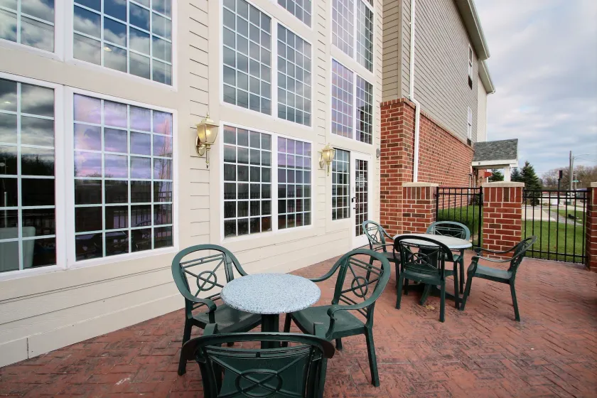 Holiday Inn Express Hotel & Suites Milwaukee Airport by IHG - Image 1