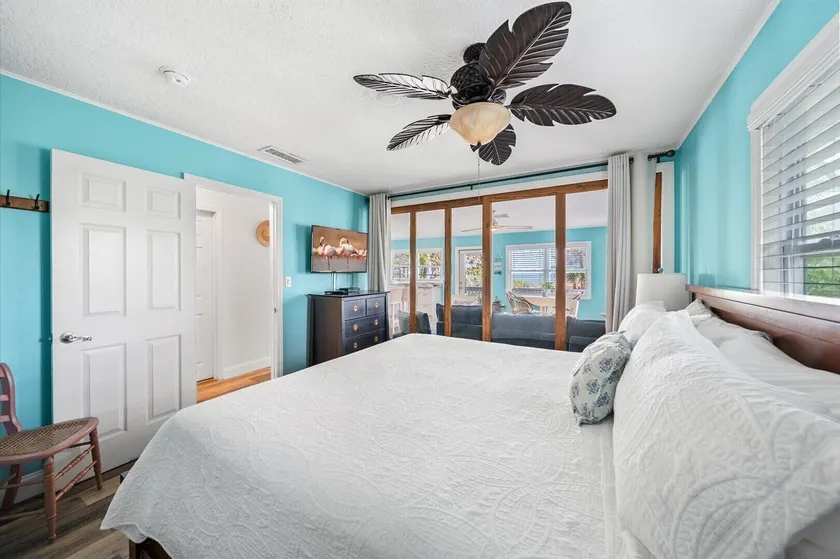 111 S Atlantic Ave - Rum