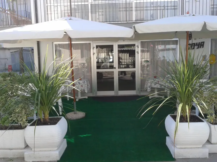 Hotel Goya - Image 1