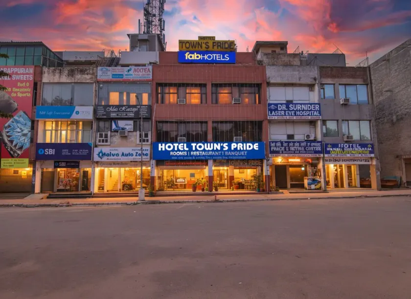FabHotel Town Pride - Image 1