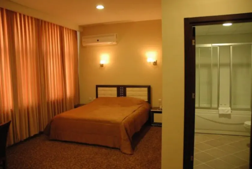 Grand Adanus Hotel - Image 1