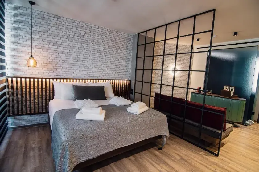 Project 3 Urban Chic Hotel - Image 1