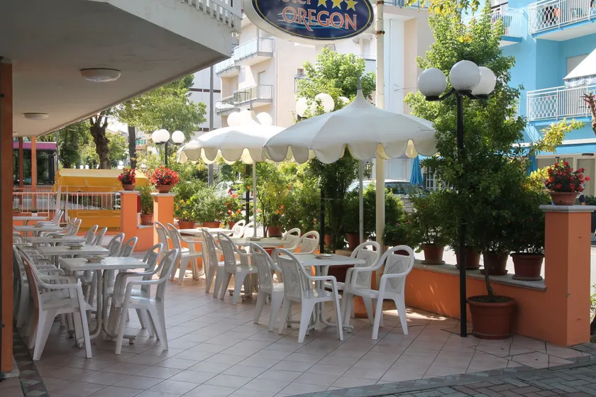 Hotel Oregon - Image 1