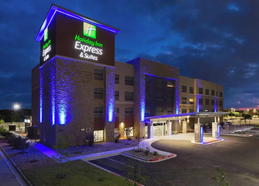 Holiday Inn Express & Suites - San Marcos South by IHG - Image 1