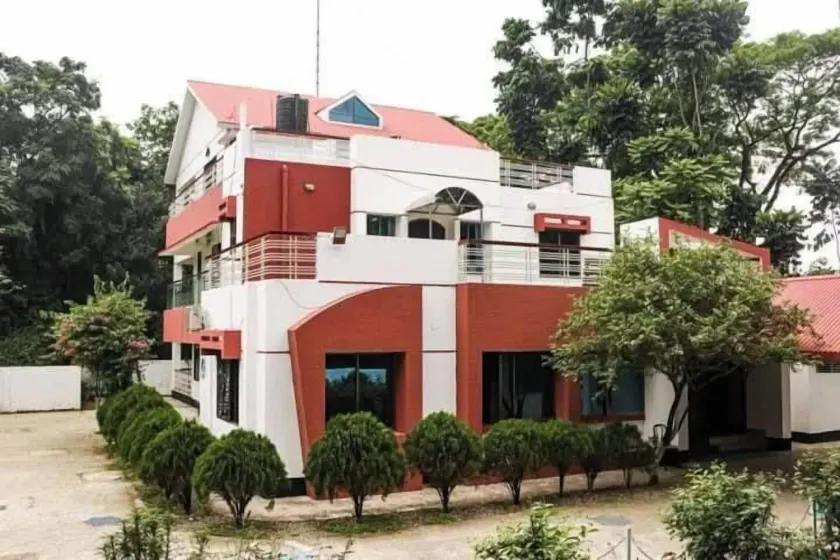 Almas Hotel Sylhet - Image 1