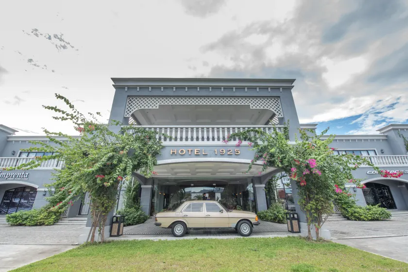 Hotel 1925 - Image 1
