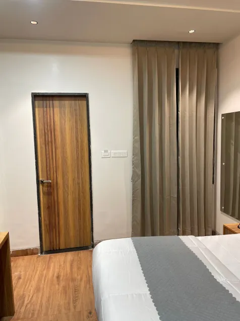 Hotel jbs inn - Chambre