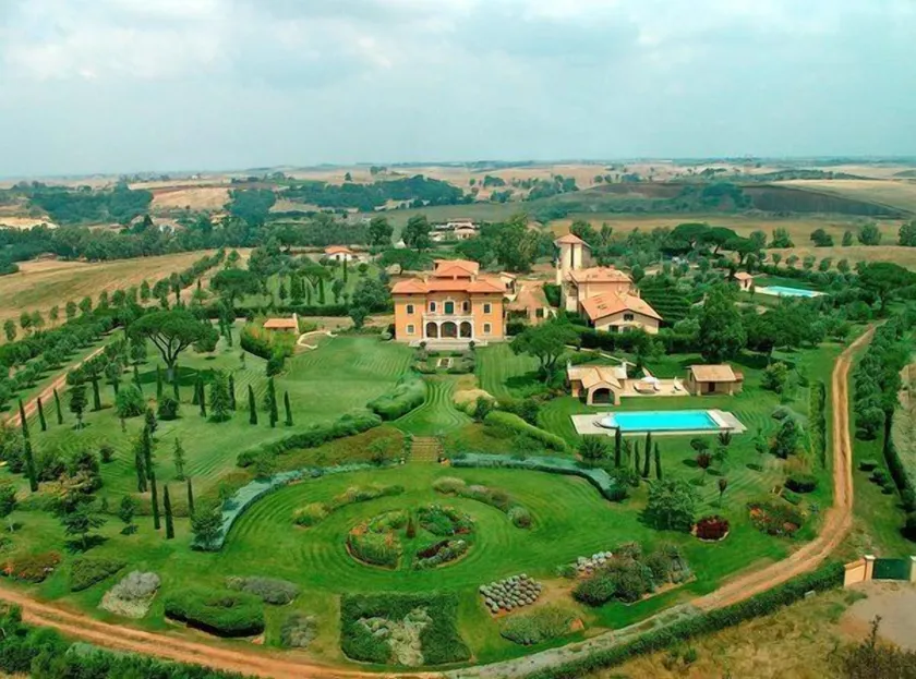 Casale DI Tormaggiore Villa And Country Suites - Image 1