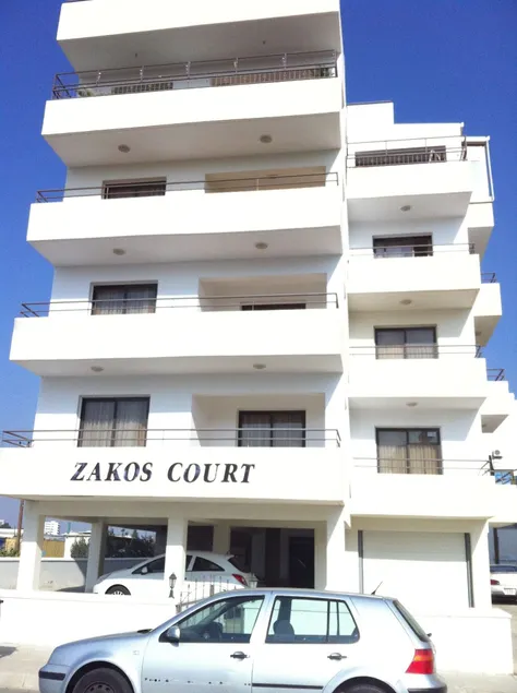 Zakos Court Apartments - Image 1