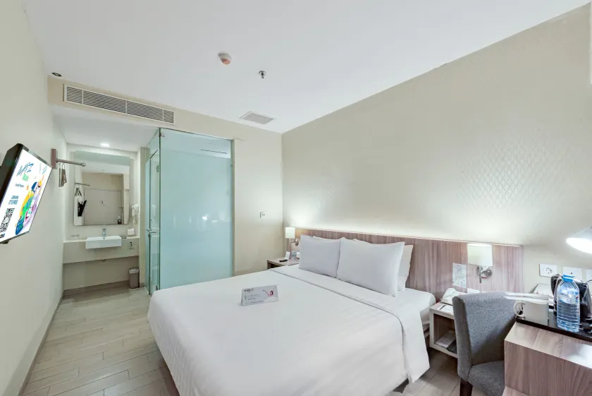 Grand Whiz Megamas Manado - Room