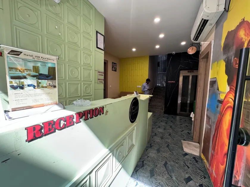 Namay Inn By T And M Hotels - Rezeption