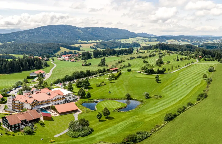 Hanusel Hof Wellness & Genuss in Panoramalage - Image 1