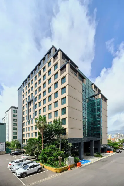 Jeju Grace Hotel - Image 1