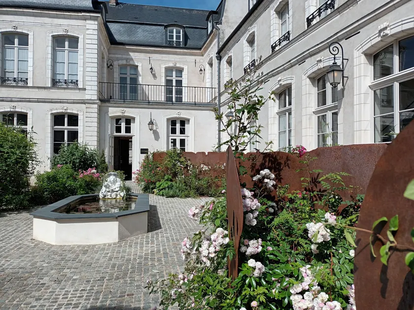 Hôtel Loysel le Gaucher - Image 1